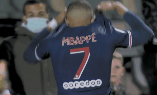 奥斯卡、巴尔加斯赛季前离队，武磊长期伤缺，但海港仍夺冠军