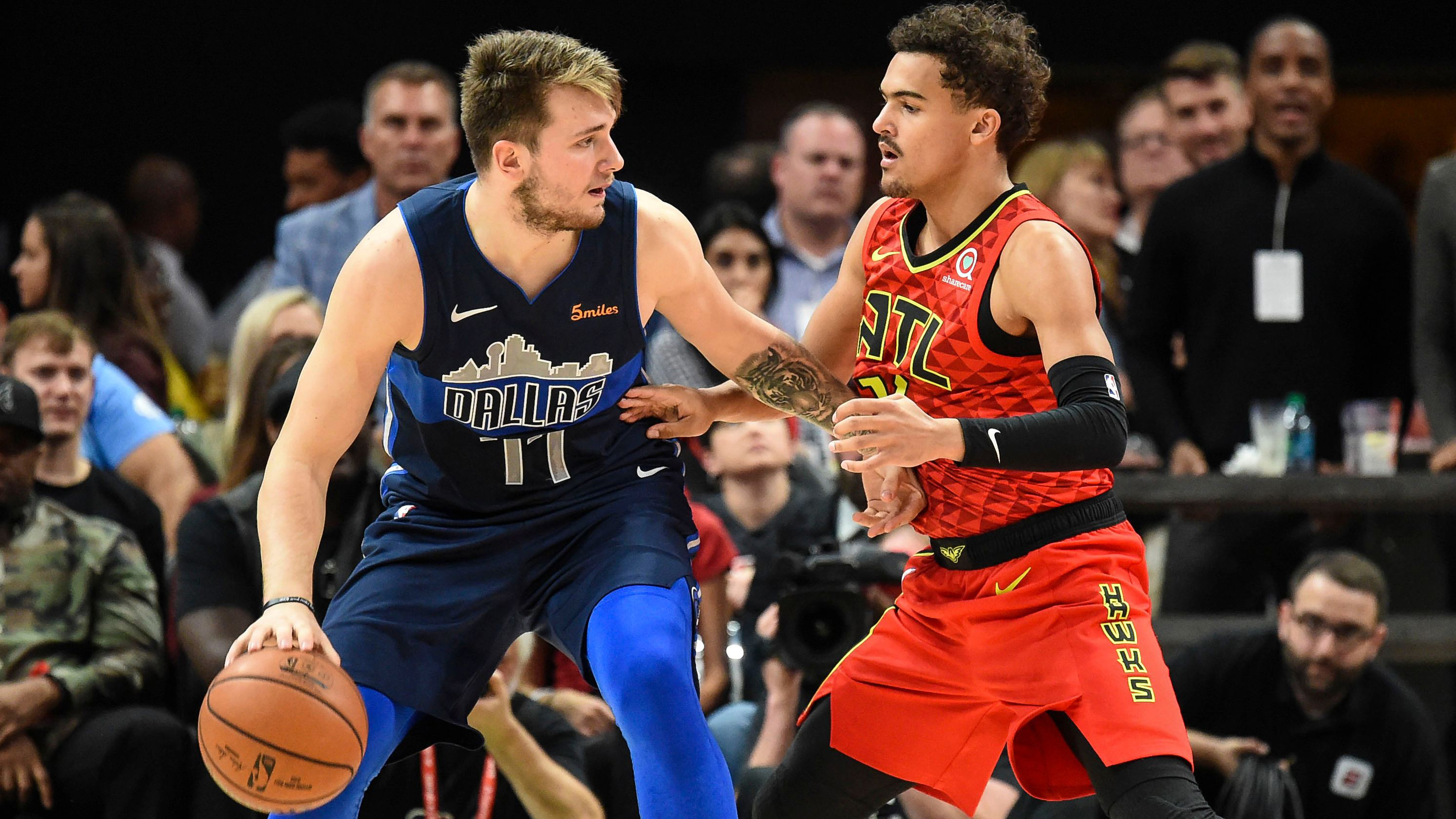 卡拉格：利物浦必须冬窗购买一名中后卫，队内储备已岌岌可危（卡拉格：利物浦冬窗必须补强中卫，后防人手告急）